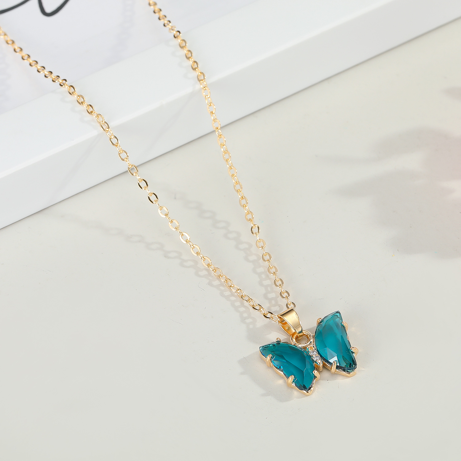 Korea exquisite crystal butterfly pendant necklace clavicle chain for women jewelry