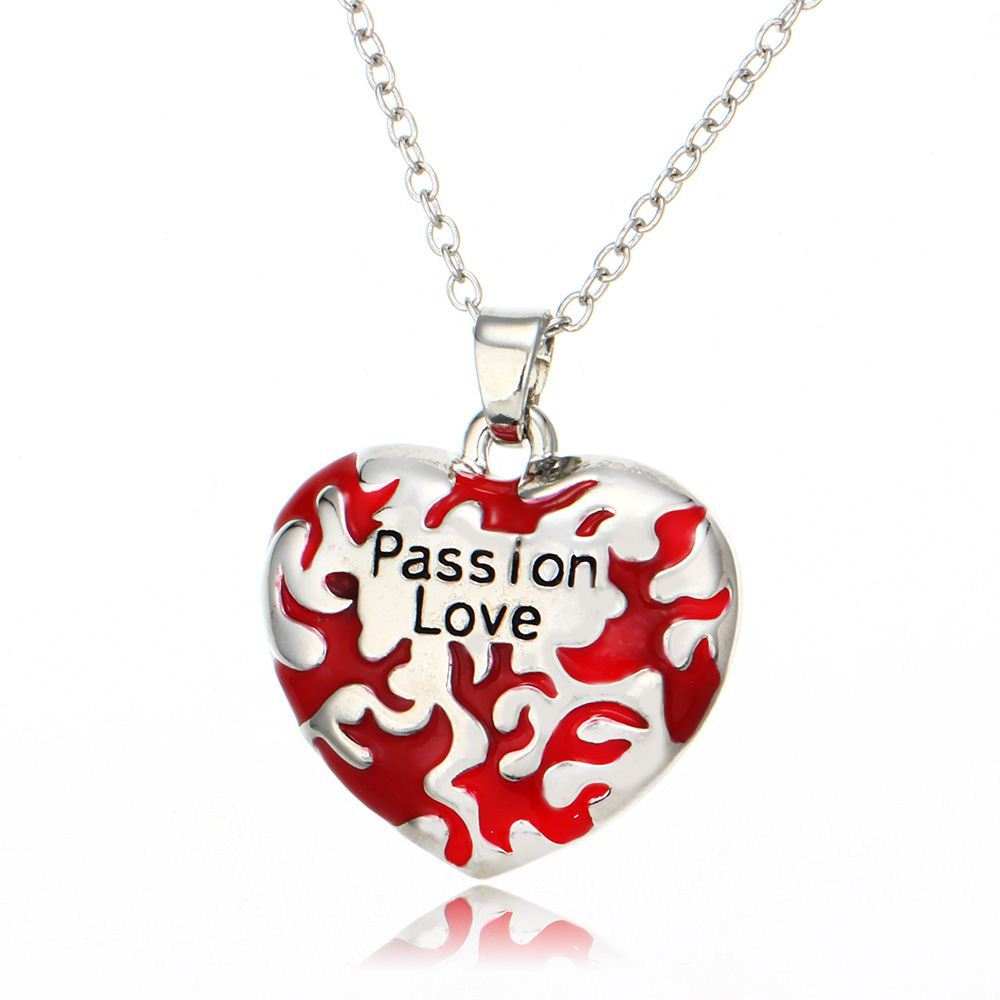 Love Romantic Necklace display picture 1