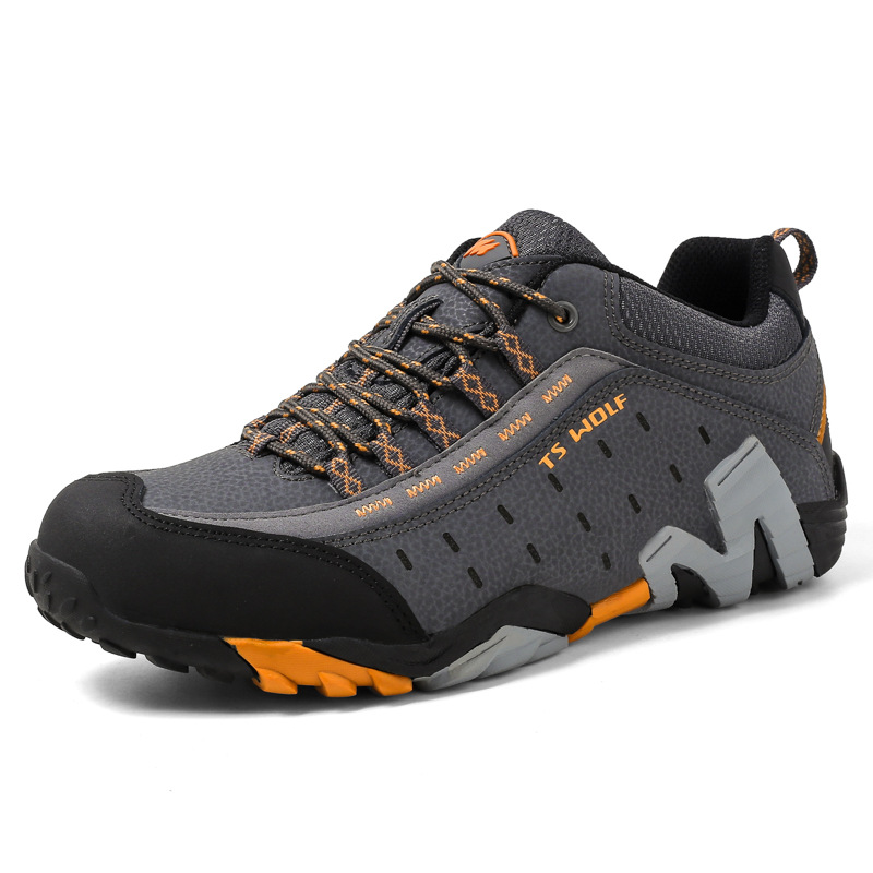 wholesale Autumn and winter new pattern lovers outdoors Climbing shoes leisure time non-slip Hiking shoes wear-resisting Climb cross-country men and women shoes