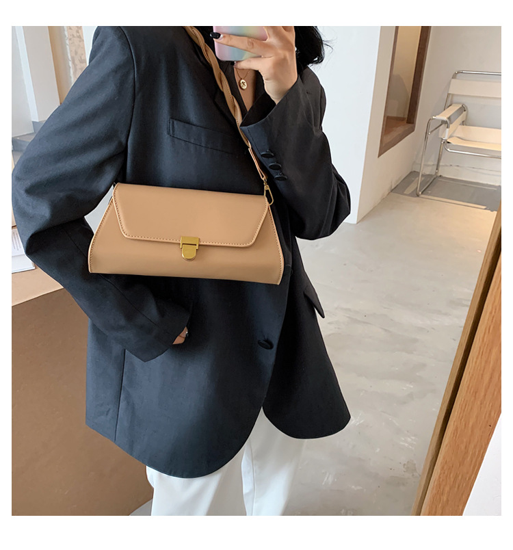 New Trendy Fashion One-shoulder Messenger Bag Korean  Wild Simple Underarm Bag Wholesale display picture 4