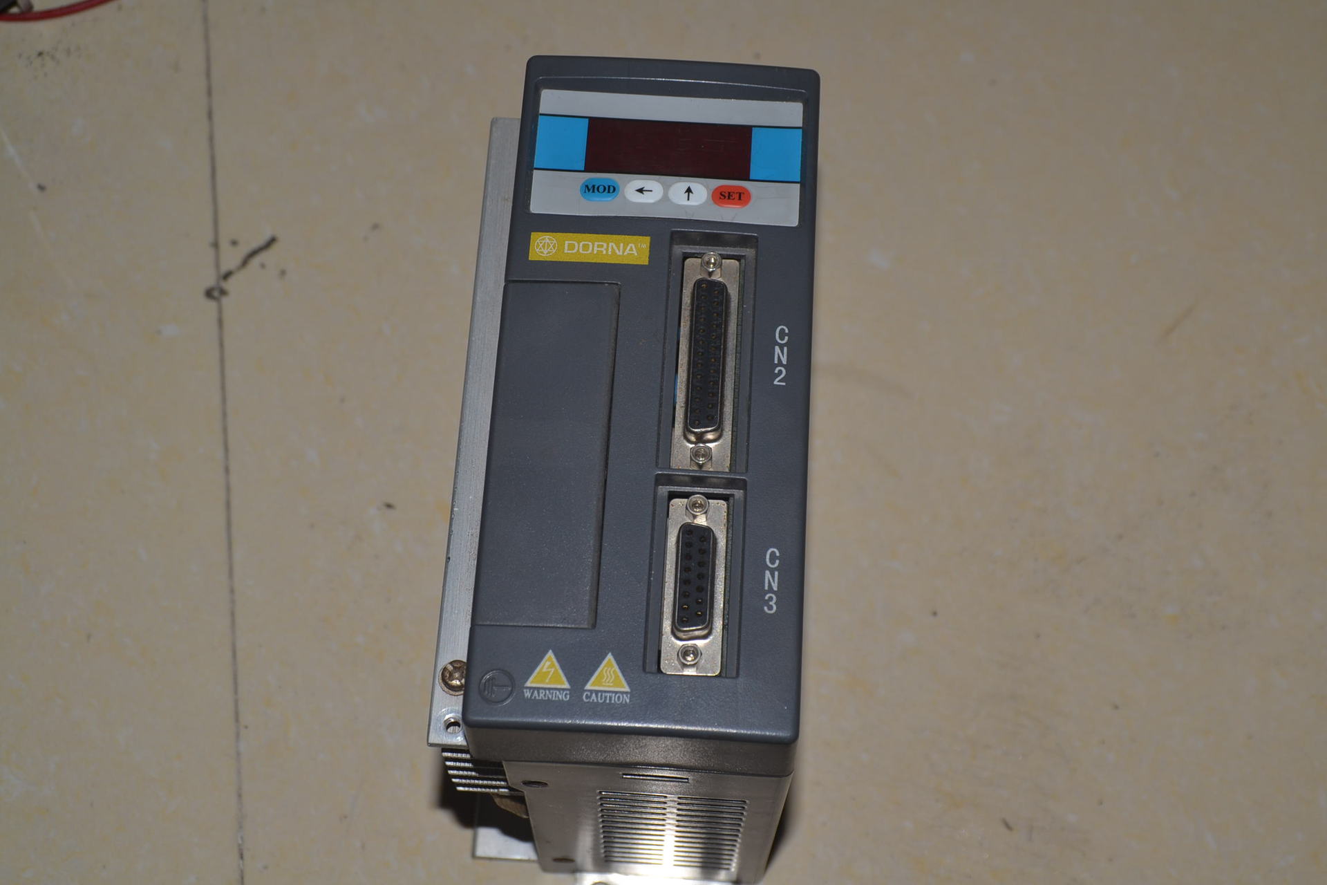 东菱 东能 DORNA EPS-HB0D75123-5507  220V 4A  伺服电机驱动器