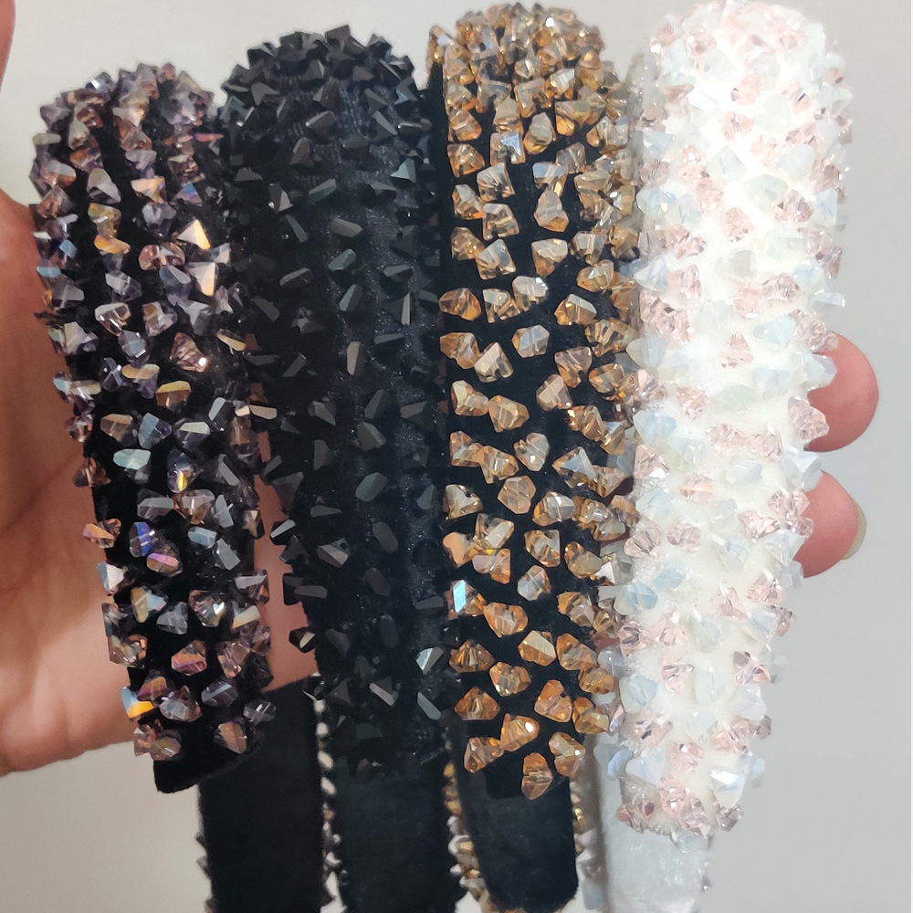 Baroque Headband Fashion Headband All-match Color Hand-sewn Glass Bead Headdress Wholesale Nihaojewelry display picture 2