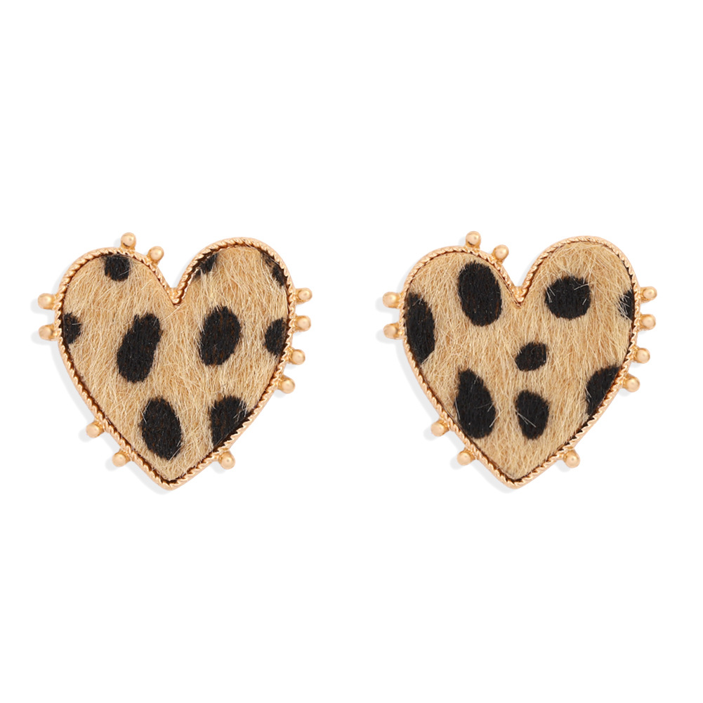 Fashion Heart Alloy No Inlaid Earrings Ear Studs display picture 7