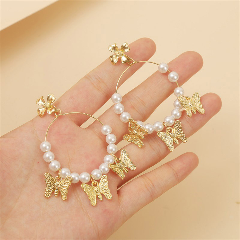 Personality Handmade Pearl Butterfly Earrings Popular Trend Insect Earrings Jewelry Wholesale Nihaojewelry display picture 2