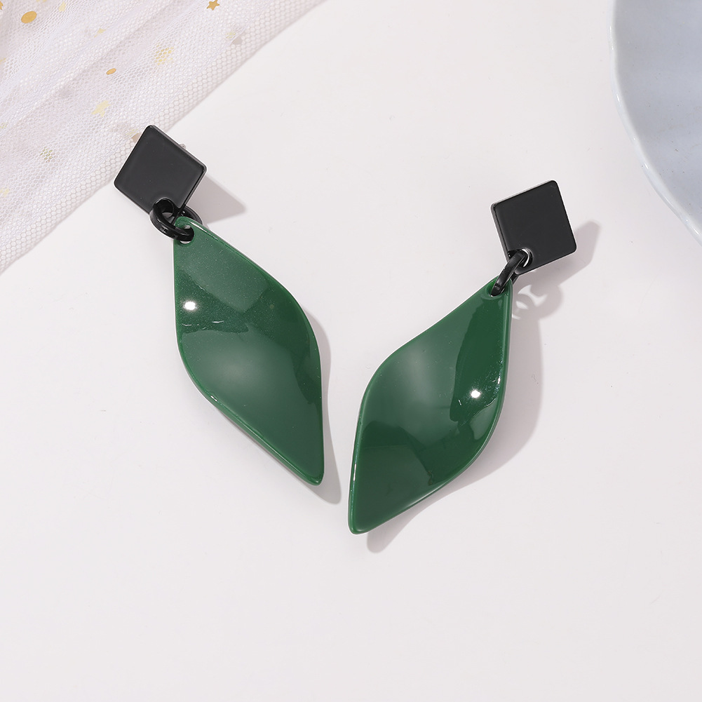 New Korean Earrings Tricolor Willow Leaf Earrings For Women Wholesale display picture 6