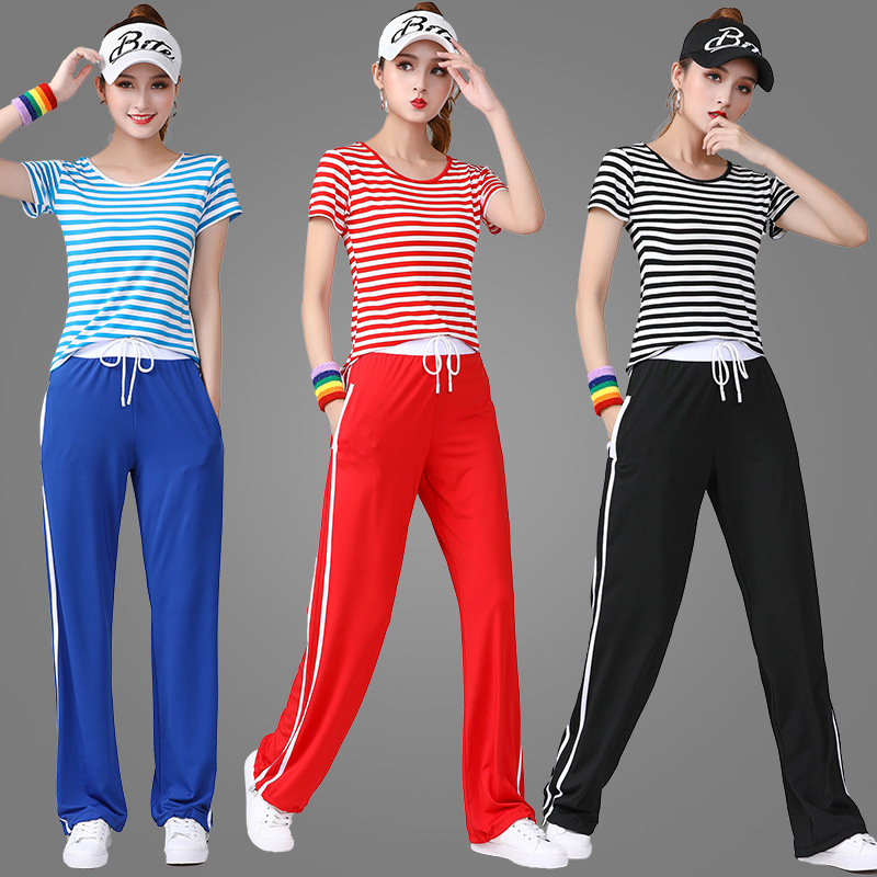 Square dance outfit set, striped short-sleeved sportswear, high-elastic dance pants, suitable for group cheerleading and aerobics performances.