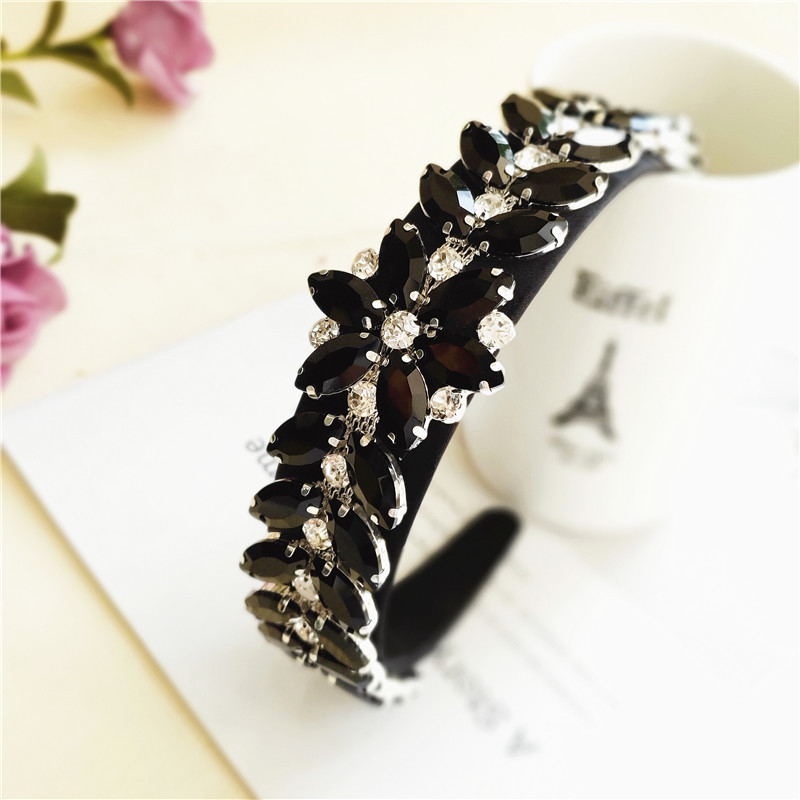 Korean New Fashion Rhinestone Full Drill Wide-edge Cheap Hair Band Wholesale display picture 6