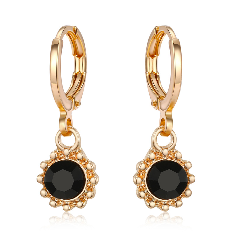 Fashion Copper Earring Nihaojewelry Wholesale Simple Black Earrings Round Pendant Earrings Earrings  Diamond Earrings Small Earrings display picture 3