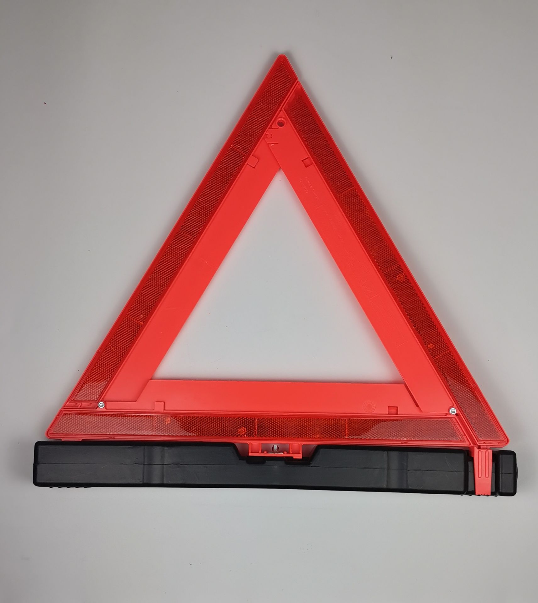 9FAFF6F04D16BE83FB9DBD0D5ADF20