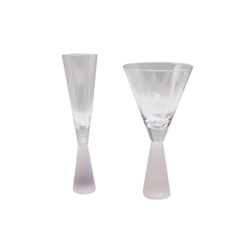Glass goblet with personalized rim, home hotel bar wine glass, wholesale frosted cocktail glass