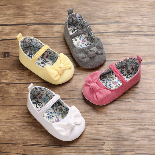 Spring and Autumn baby toddler shoes for 0-1 year old babies with soft soles and empty shoes, versatile princess shoes