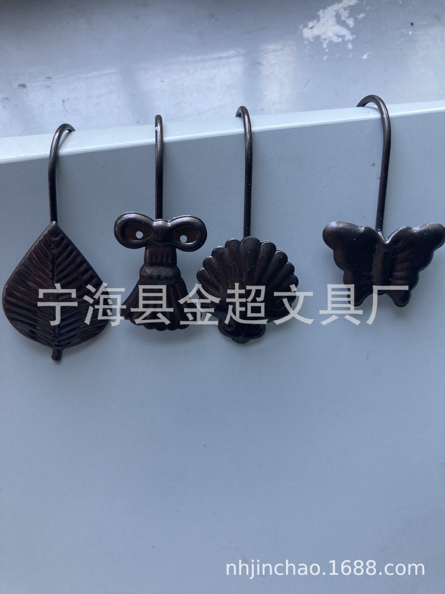 curtain Shower Room parts Leaf shell Hooks Metal Hooks Antirust Cinnamon door curtain Shower Curtains Hooks 12 Pcs