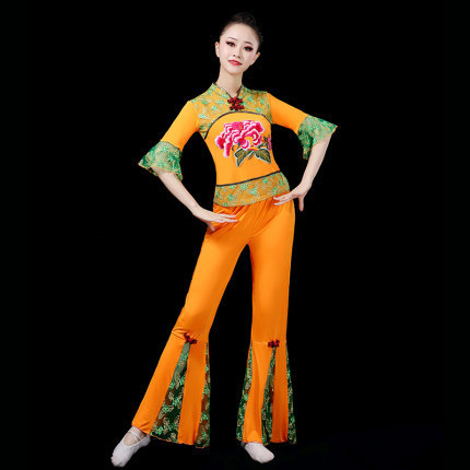 Square dance clothing new suit women's ethnic style milk silk middle-aged and elderly yangko costume performance costume summer