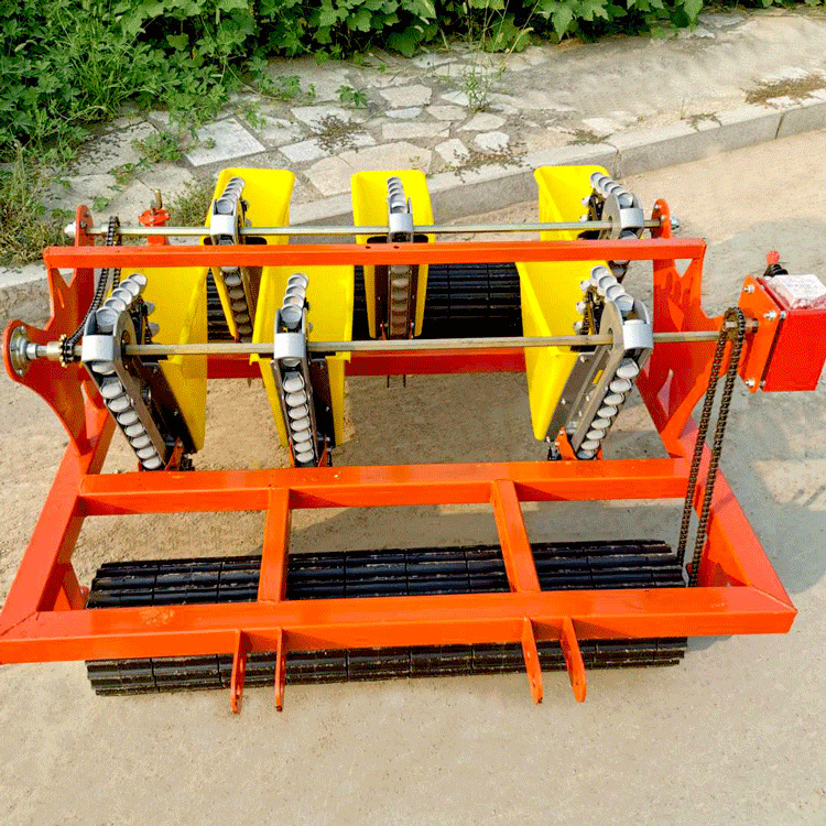 四轮车牵引大蒜种植机 电动手推播种机大蒜种植机 小型农用播种机