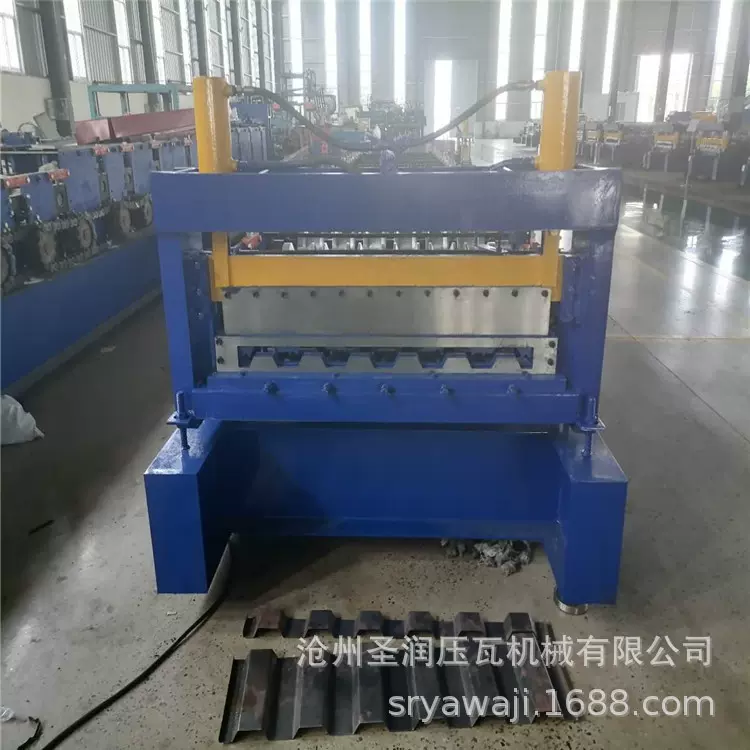 河北兴和车厢板设备  汽车车厢板成型机  集装箱顶板机