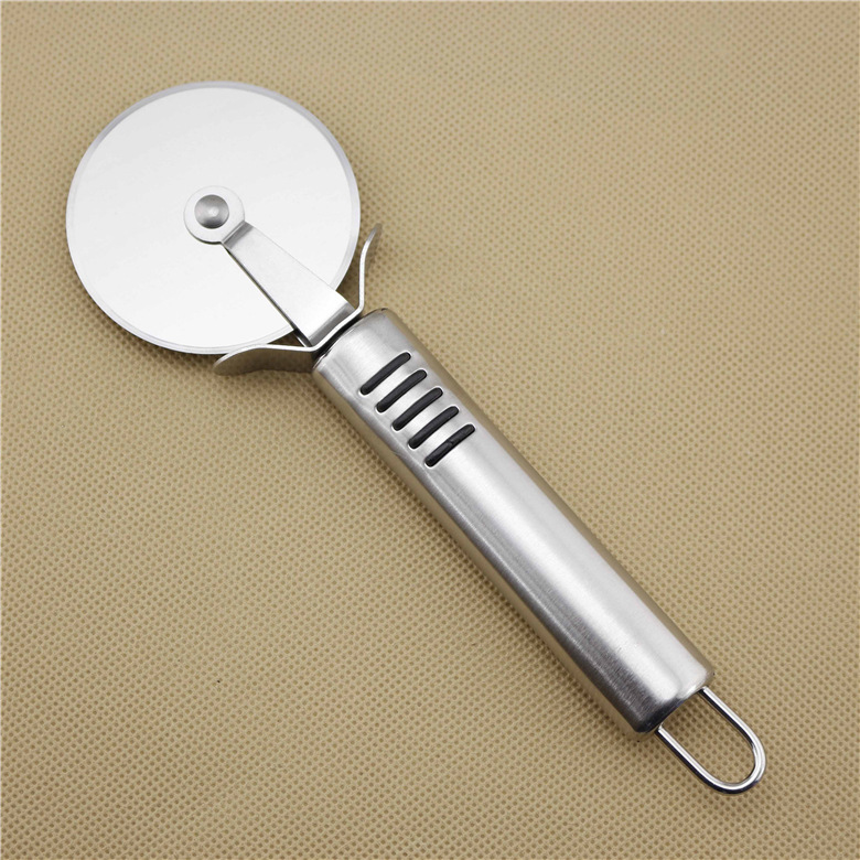 Pizza household circular kitchen tool Pizza Cutter baking tool Roller Pizza Cutter Manufactor Direct selling