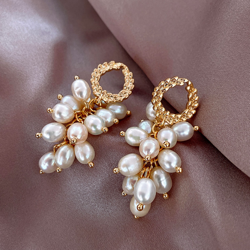 Fashion New S925 Silver Needle Pearl Grape Bunch Tassel Wheat Long Earrings display picture 7