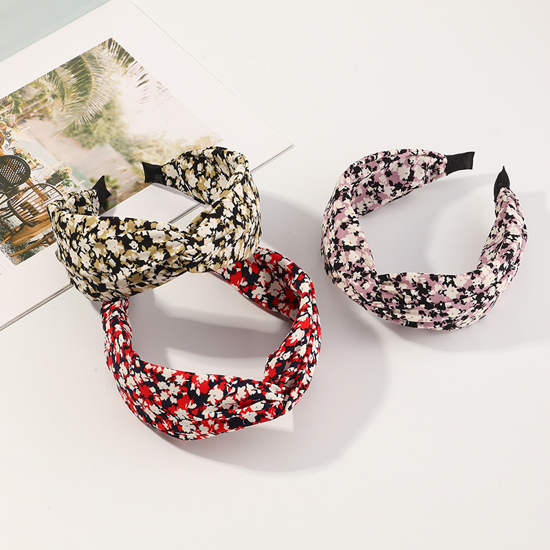 Korean New Floral Cross Fabric Simple Wide-sided Knotted Non-slip Headband display picture 1