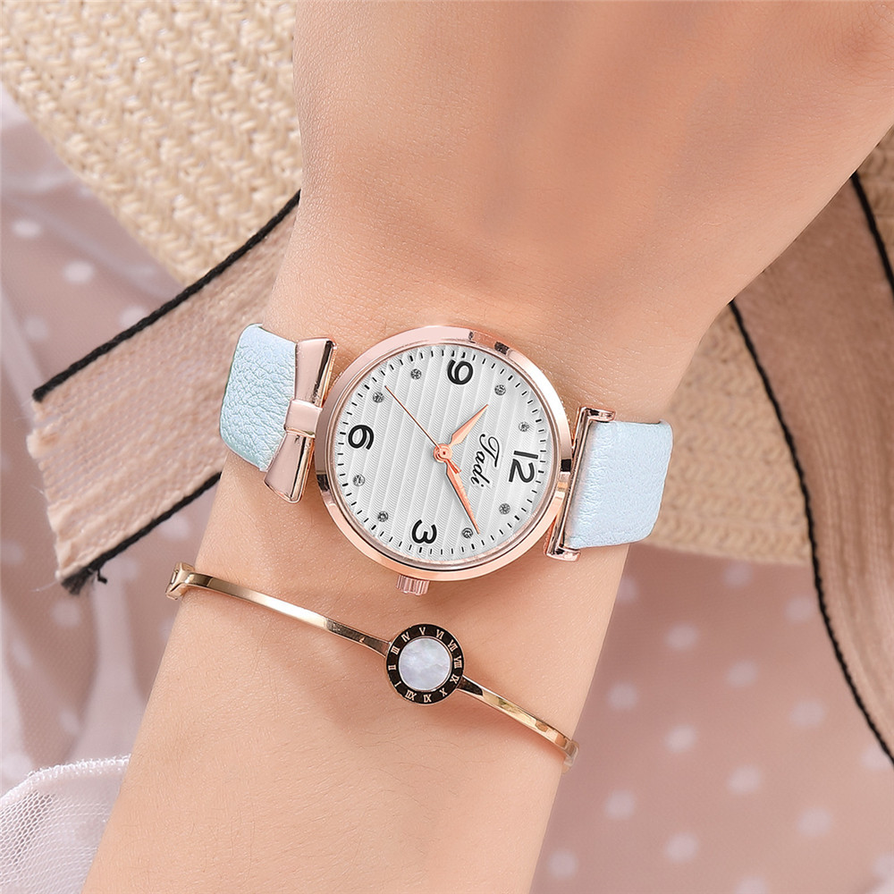 Korean Fashion Quartz Casual Belt Watch Temperament With Diamond Digital Face Women&#39;s Wrist Watch Wholesale Watch display picture 12