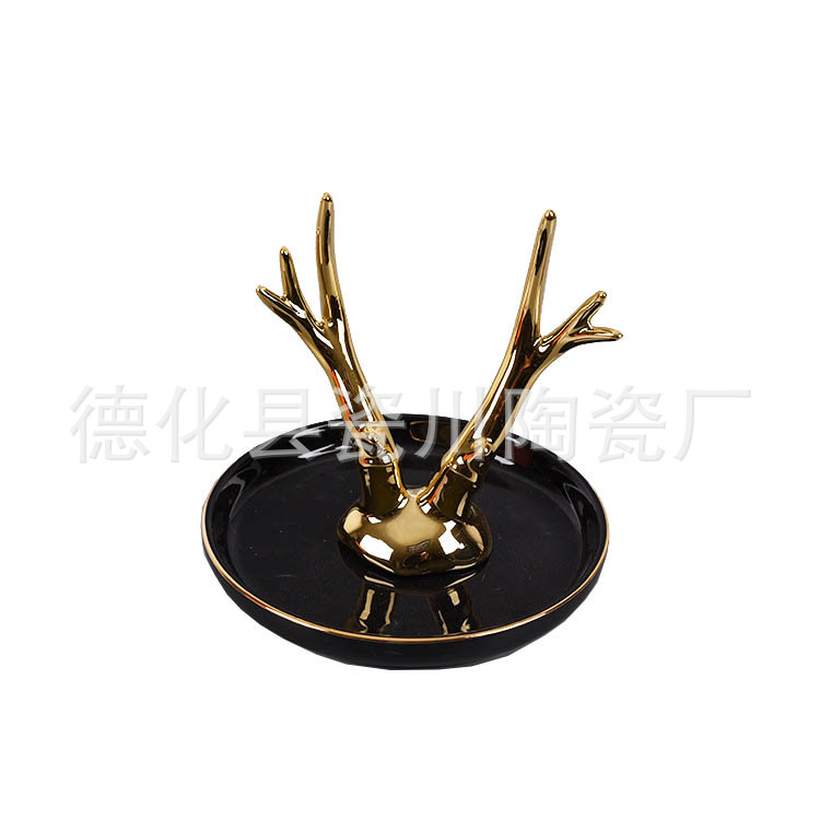 14345736287_1404348506