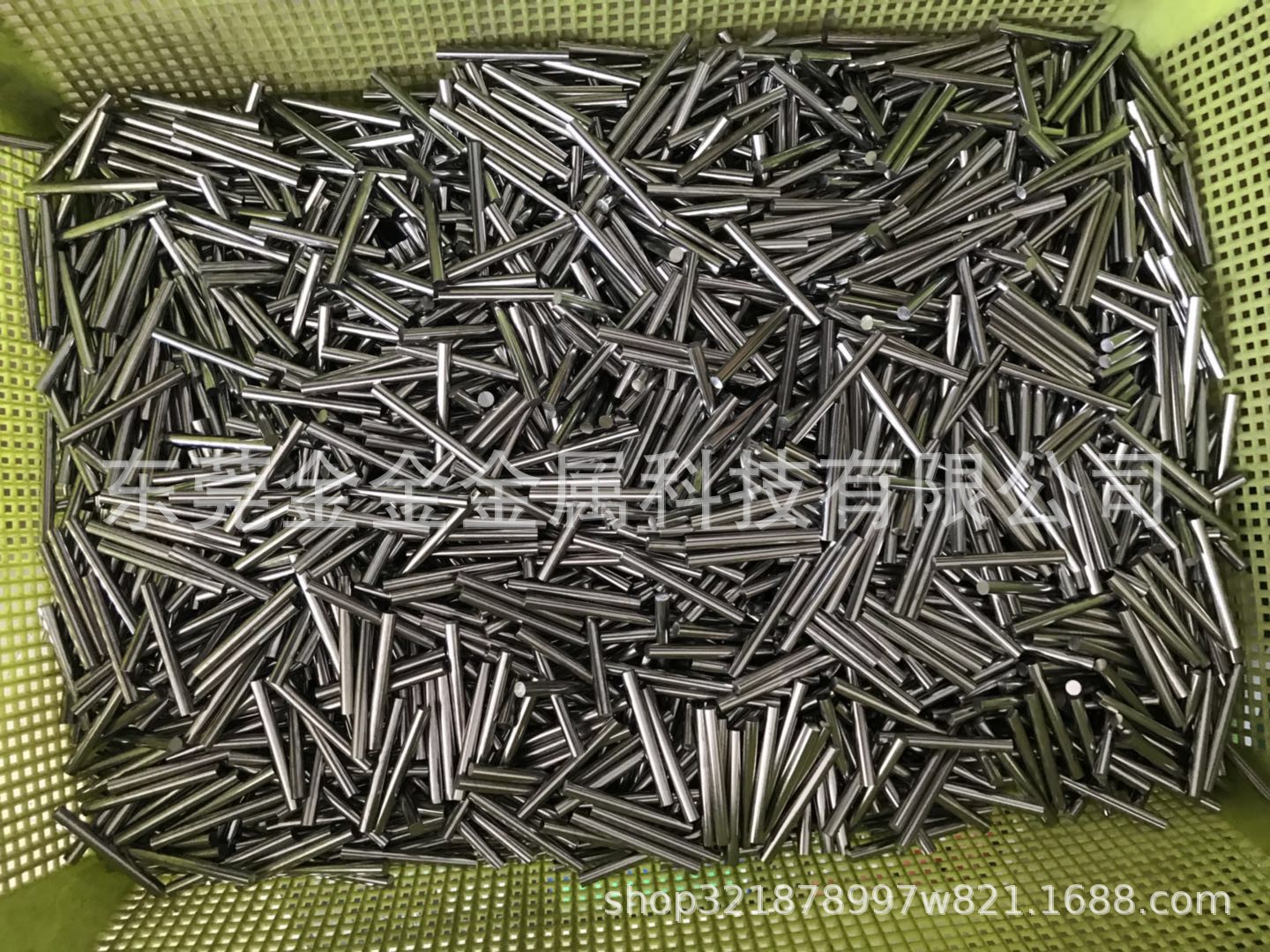 153319055787109972385_1080_144