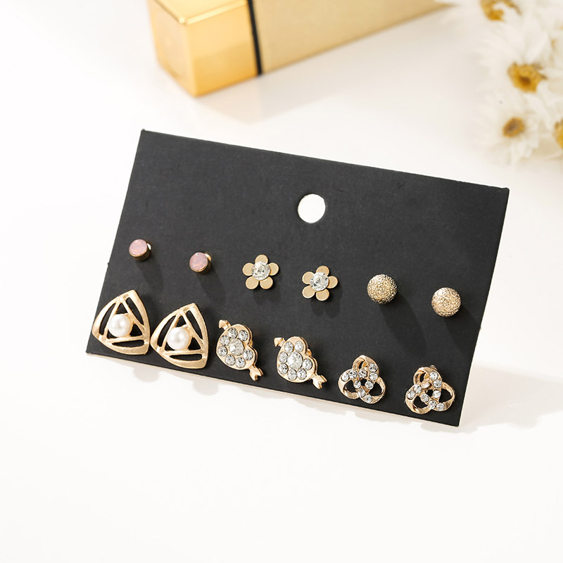 6 Pairs Of Combination Earrings New Diamond Earrings Golden Ear Jewelry Wholesale Nihaojewelry display picture 7