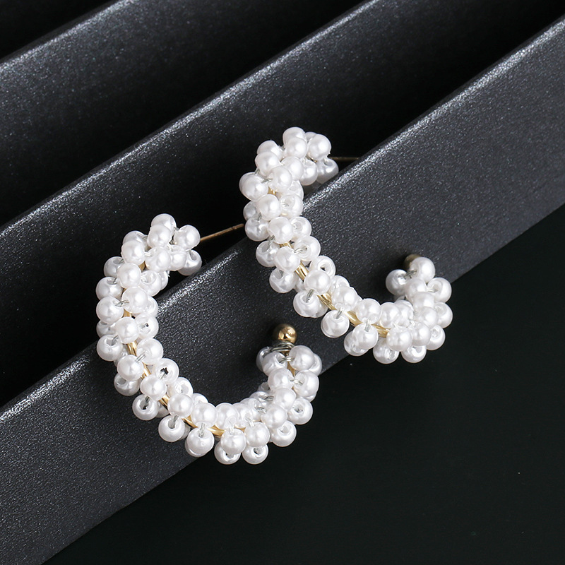 Fashion C Shape Inlaid Pearls Alloy Artificial Gemstones Earrings Ear Studs display picture 4