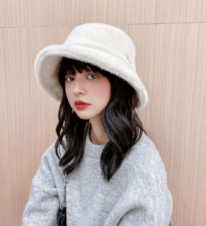 Winter velvet keep warm hat, Korean style