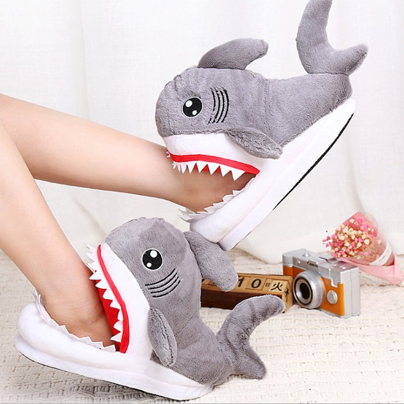 廠家批發鲨魚款居家保暖卡通棉鞋情侶公用全包跟室內加厚地板拖鞋