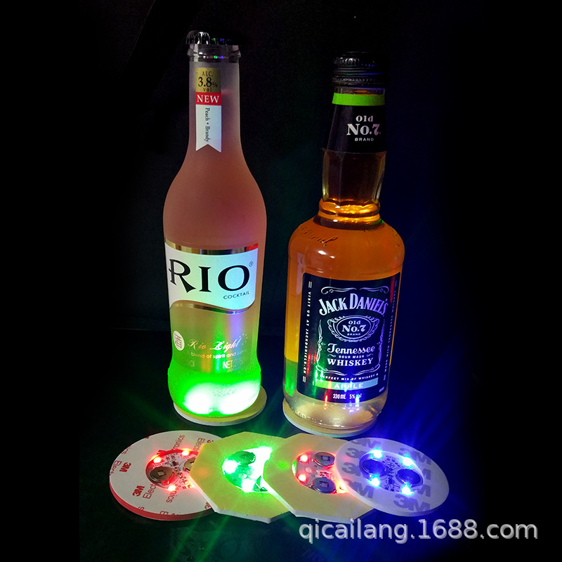 厂家批发闪光瓶贴 新款LED超薄发光杯贴 酒瓶贴闪光杯垫 (