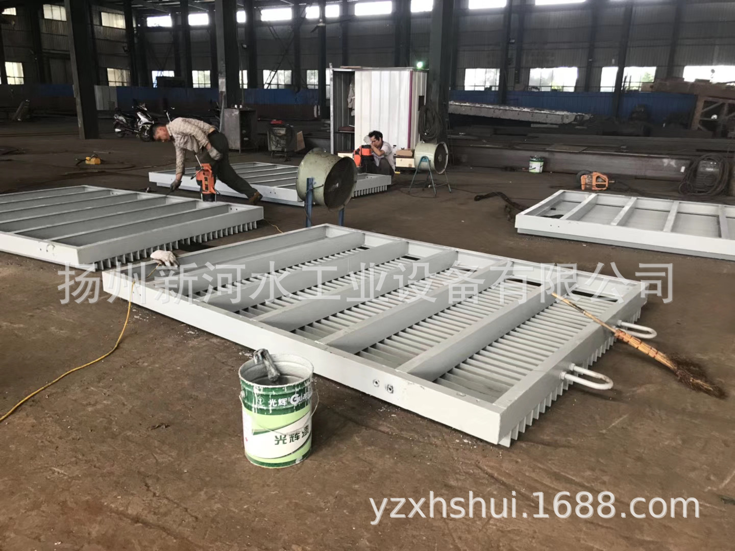 平板格栅、平板格网