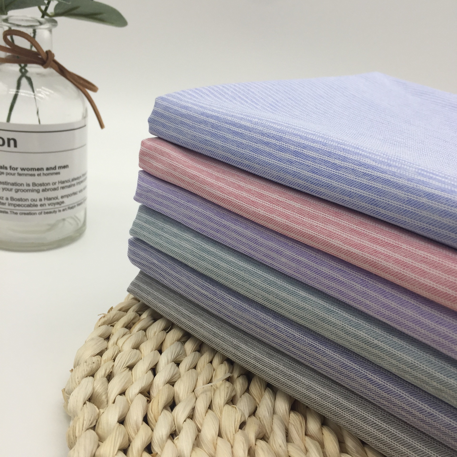 工装职业装衬衫 面料简约时尚舒适斜纹细格面料厂家批发现货供应