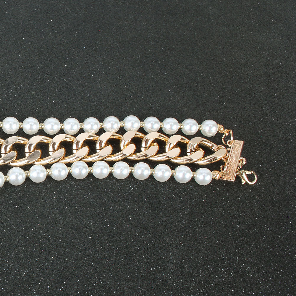 Fashion Exaggerated Imitation Pearl Multilayer Necklace display picture 2