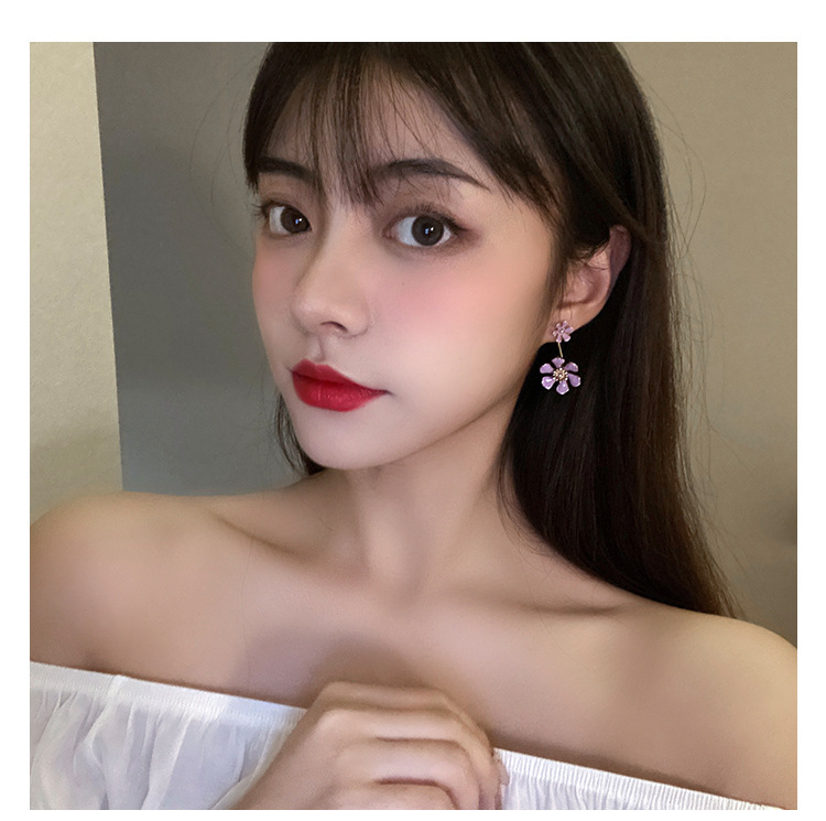 New Wave Korean Fashion Ear Jewelry Summer Flower Silver Needle Earrings Wholesale Nihaojewelry display picture 10