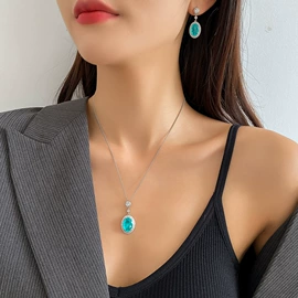 首饰套装;戒指;吊坠