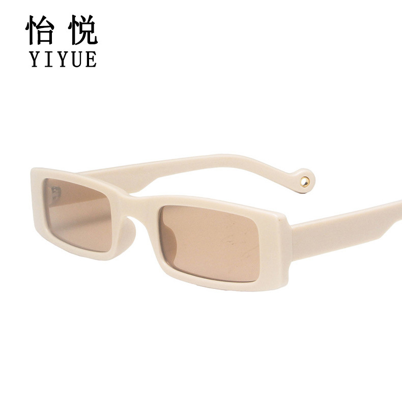 New European and American small square sunglasses fashion trendy women's olive green sunglasses Internet celebrity street shot sun-proof glasses New European and American small square sunglasses fashion trendy women's olive green sunglasses Internet celebrity street shot sun-proof glasses