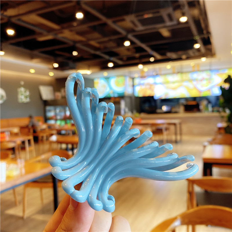 Korean Simple Solid Color Large Hairpin display picture 9