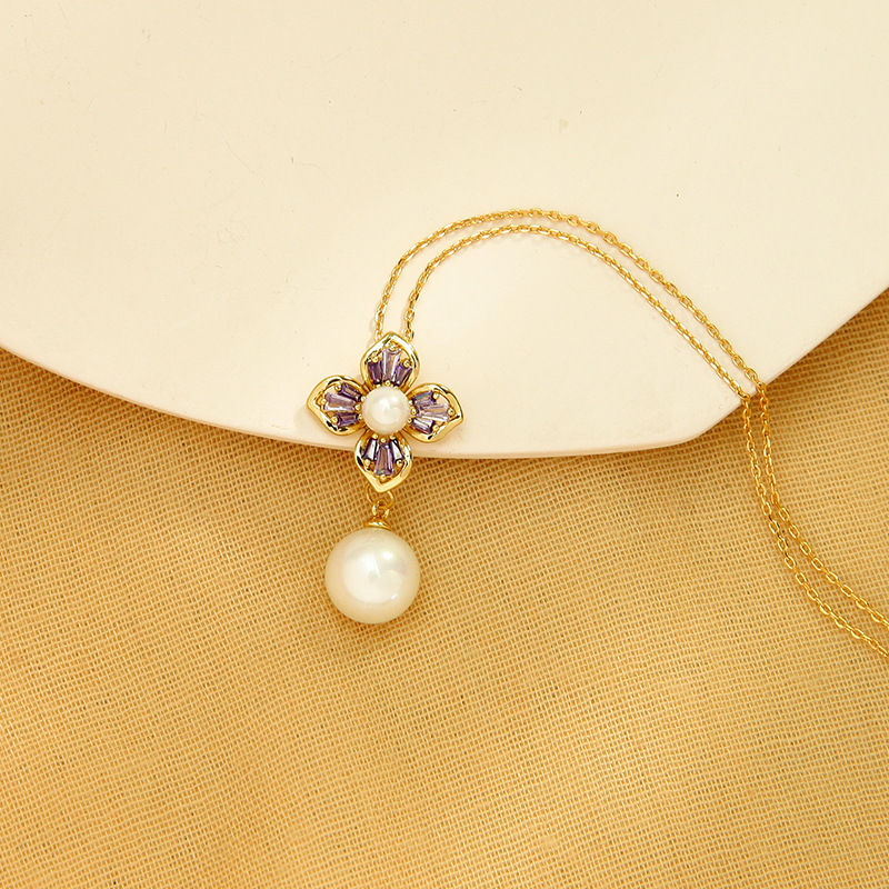 Long Sweater Chain Pearl Pendant Women Temperament Small Fresh Flower Necklace display picture 3