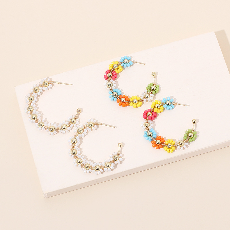 Fashion Handmade Flowers C-shaped Rice Beads Niche Bohemian Women's Earrings display picture 2