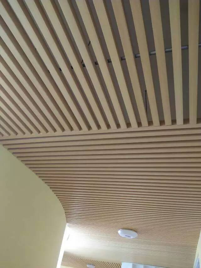 406763204610698a-79b571958ea6f