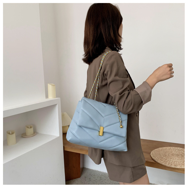 New Summer Simple Wild Soft Leather Embroidery Thread Large-capacity Chain One-shoulder Women's Messenger Bag display picture 24