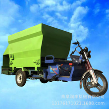 柴油撒料车 保留营养成分喂料机 柴油撒料车分群饲养成本
