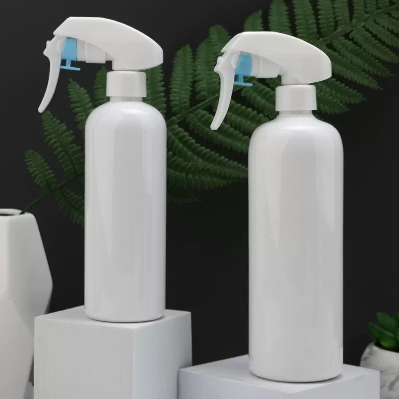 喷壶300ml500ml塑料喷雾瓶园艺浇花喷枪酒精消毒液稀释瓶