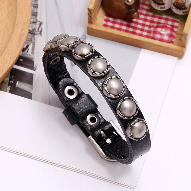 Punk Jewelry Retro Fashion Men's Leather Bracelet Wholesale Nihaojewelry display picture 7