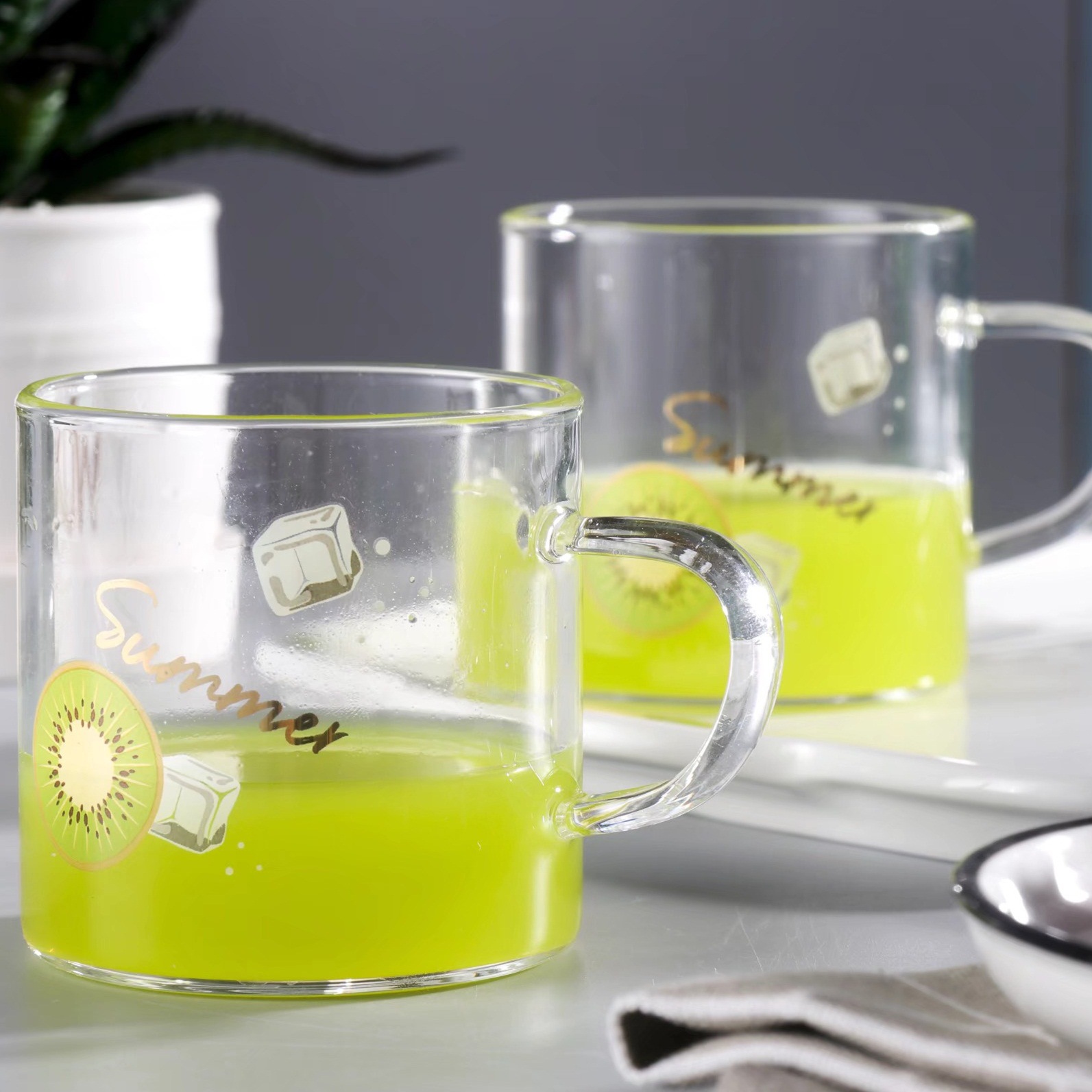 Creativa fruta de verano botella de agua fría traje de vidrio fresco borosilicato resistente al calor conjunto de agua con bandeja taza de agua regalo