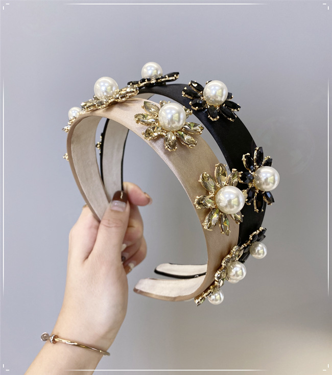 Korean New Baroque Headband Solid Color Satin Diamond Pearl Flower Headband Nihaojewelry Wholesale display picture 14