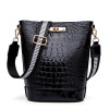 Universal one-shoulder bag, fashionable trend phone bag, internet celebrity, crocodile print