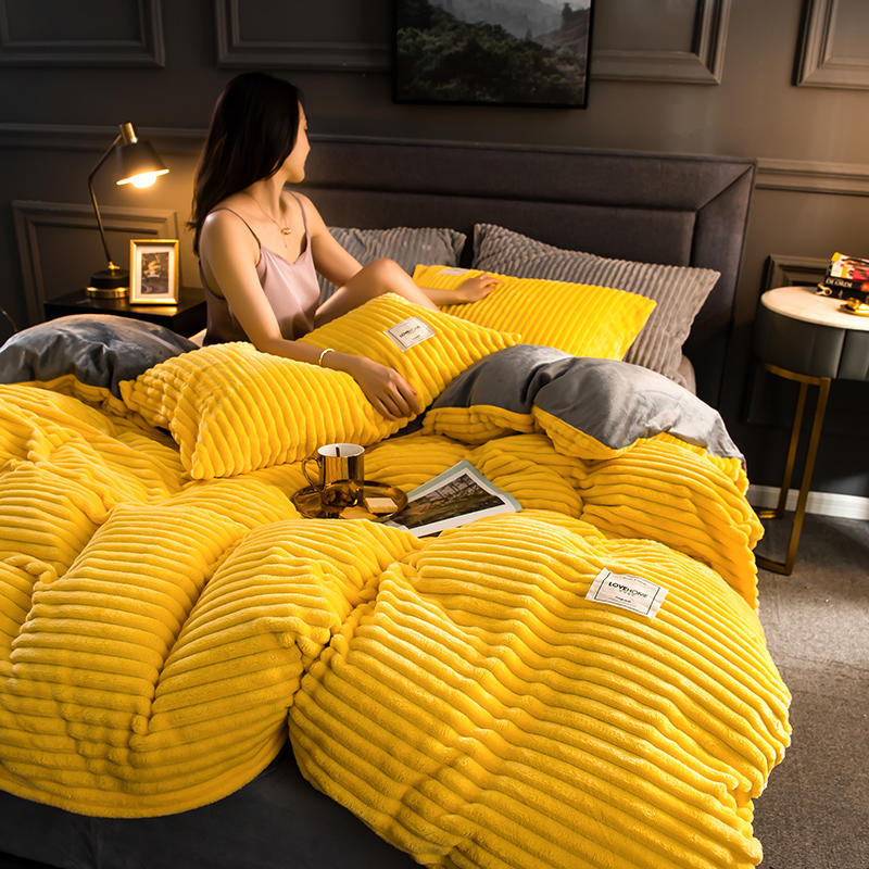 thickening Coral Magic Four piece suit Plush flange crystal milk Kit On behalf of