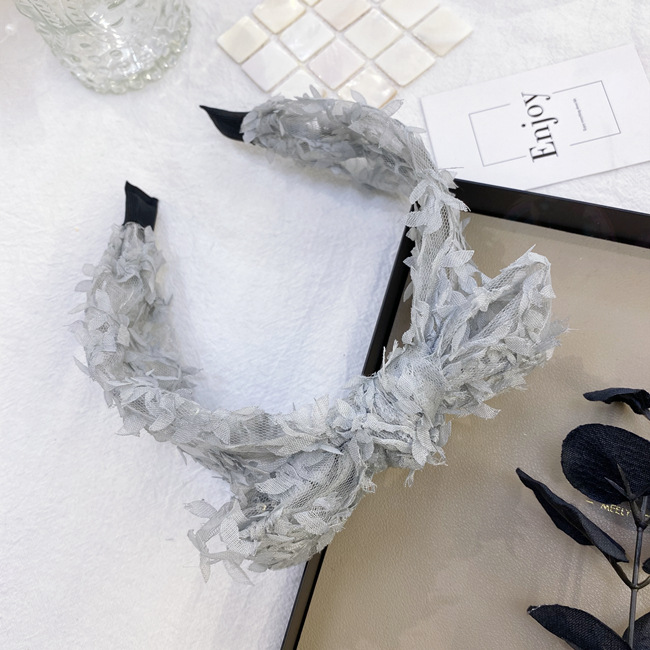 New Lace Sequin Headband Korean Headdress Summer Wide-brimmed Headband Out Bow Headband Wholesale Nihaojewelry display picture 6