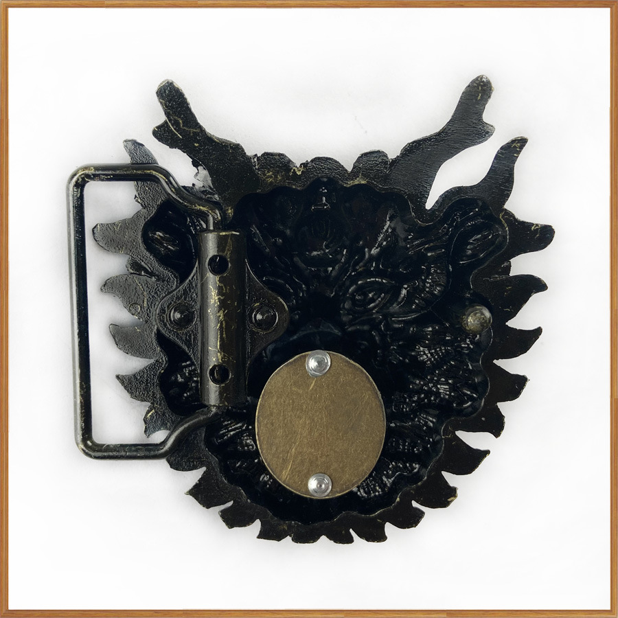 Dragon Head Belt Buckle measurements and detail photo 2